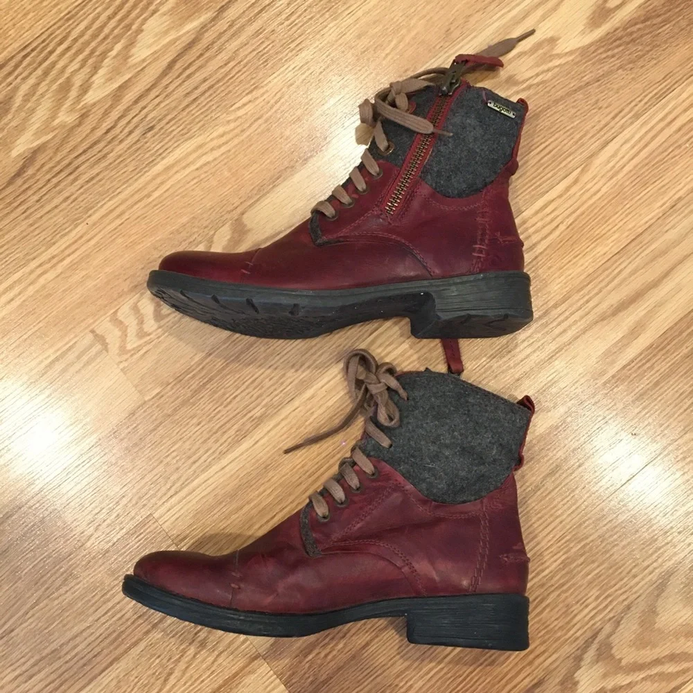 Wine Leather / Grey Flannel Lace Up BUGATTI Boots size 37‎